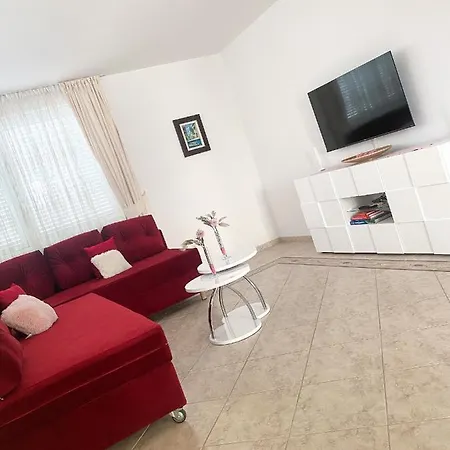 M&m - Sea And Within 35 Steps *