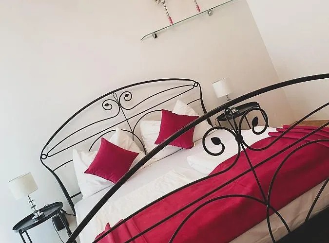 M&m - Sea And Within 35 Steps Villa *