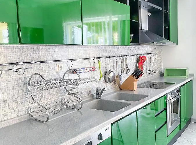 M&m - Sea And Within 35 Steps *