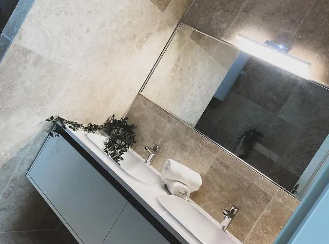 M&m - Sea And Within 35 Steps Villa